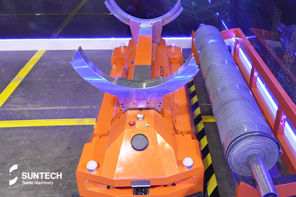 智能工厂入门：通过AGV小车提升安全与精准度